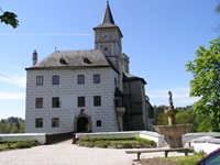 Blick auf die Burg Rosenberg in Tschechien