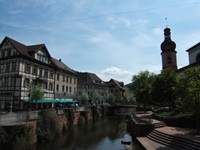 Schöne Ortsansicht der "Fünftälerstadt" Schramberg.