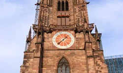 Der Turm des Freiburger Münsters.