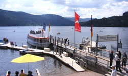 Der Bootsanleger bei der Titisee-Rundfahrt am gleichnamigen See
