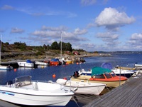 Ein kleiner Bootshafen in Schweden