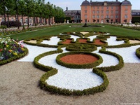 Das Schloss von Schwetzingen mit seiner weitläufigen Gartenanlage.