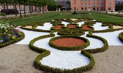 Das Schloss von Schwetzingen mit seiner weitläufigen Gartenanlage.