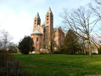 Dom und Domgarten von Speyer.