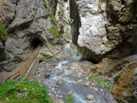 Schöner Blick in die wildromantische Rosengartenschlucht.