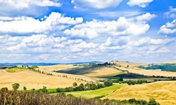 Blick über die wundervolle Hügellandschaft der Toskana