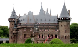 Das imposante Schloss Haarzuilens in der Provinz Utrecht.