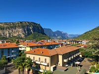 Blick auf Torbole am Gardasee.