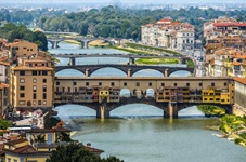 Der Ponte Vecchio - die wohl bekannteste Brücke von Florenz.