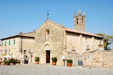 Kirche in Massaciucoli in der Toskana