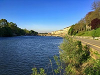 Teilweise führt die Radstrecke zwischen Turin und San Remo direkt am Flusslauf des Po entlang.