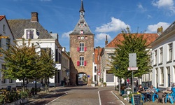Das ehemalige Stadttor "Lekpoort" (=Lektor) in Vianen.