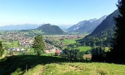 Blick auf das wunderschöne Vilstal und den Alpen