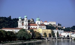 Blick über die Donau nach Passau auf der Radreise von Ulm nach Passau