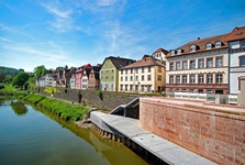 Die Mainpromenade in Wertheim