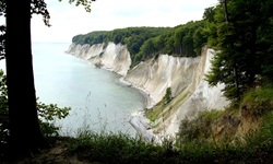 Traumhafter Blick auf die Kreidefelsen von Rügen.