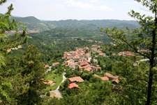 Herrlicher Blick auf die Landschaft zwischen Mondovi und Millesimo.